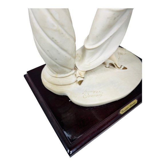 Giuseppe Armani Vintage 1992 Porcelain Statue 18" - Picture 6 of 12